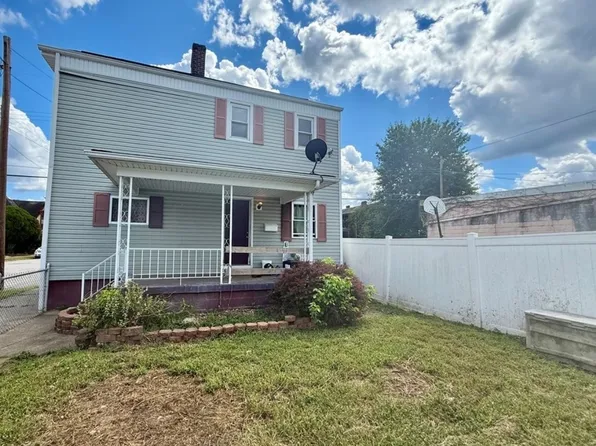 12 Cromwell St, Wheeling, WV 26003