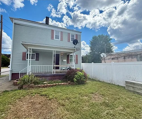 12 Cromwell St Photo 1