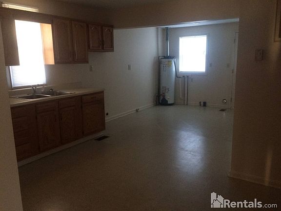 3rd image of 4516 Rose Farm Dr