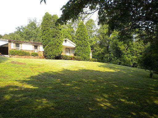 1st image of 140 Richards Dr