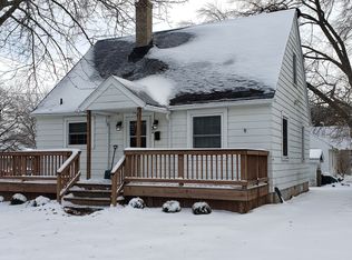 494 E Exchange St, Sycamore, IL 60178