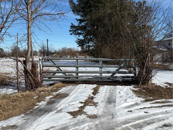 311 H, Green Forest, AR 72638