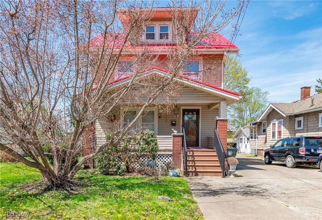 Real estate listing image