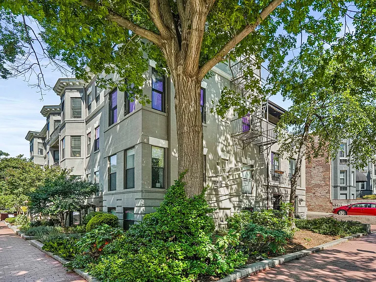 2101 N St NW #T3 — Photo 21