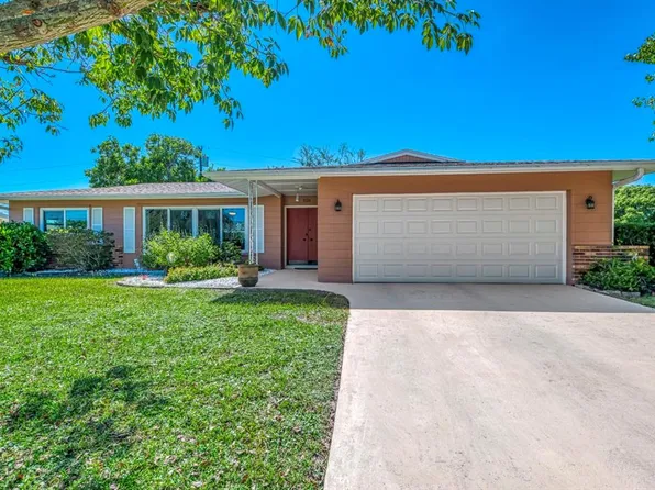 526 OXFORD DRIVE, VENICE, FL 34293