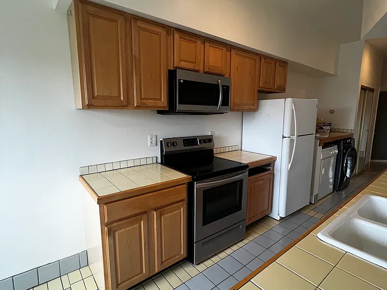 1817 W 7th Ave #5 — Photo 13