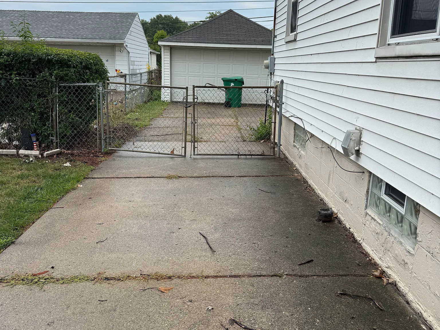 2 bed, 900 sqft, $1,250 — Photo 4