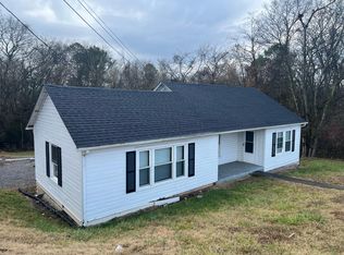 2104 Golf Club Ln, Clarksville, TN 37043