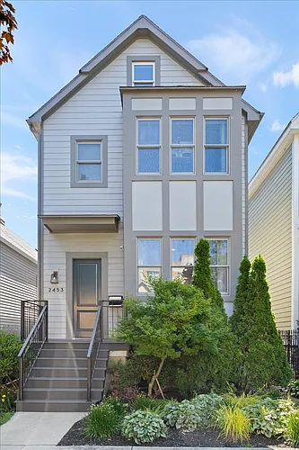 2453 N Richmond St Photo 1