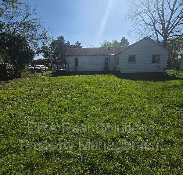 1665 Elaine Rd — Photo 12