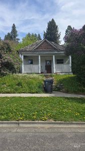 308 S Main St, Troy, ID, 83871
