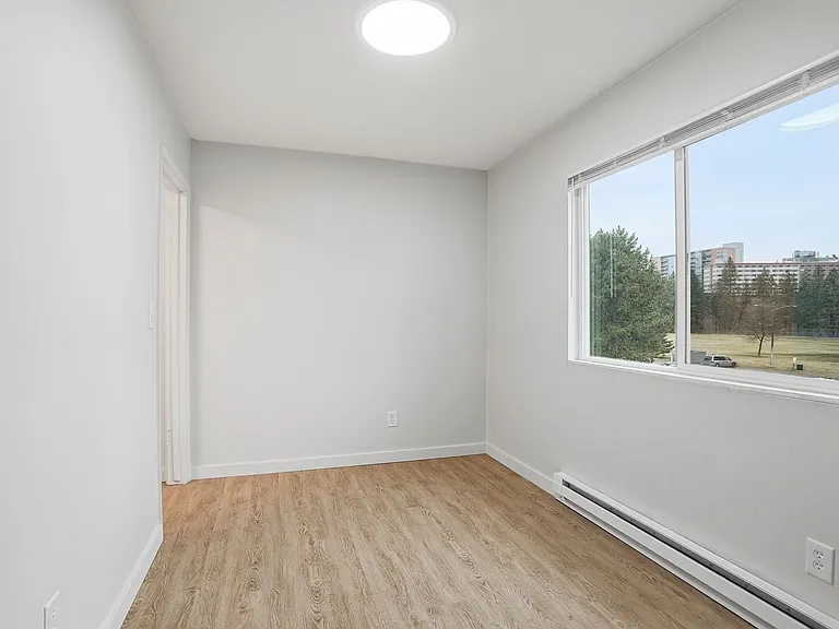3102 E 27th Ave — Photo 58