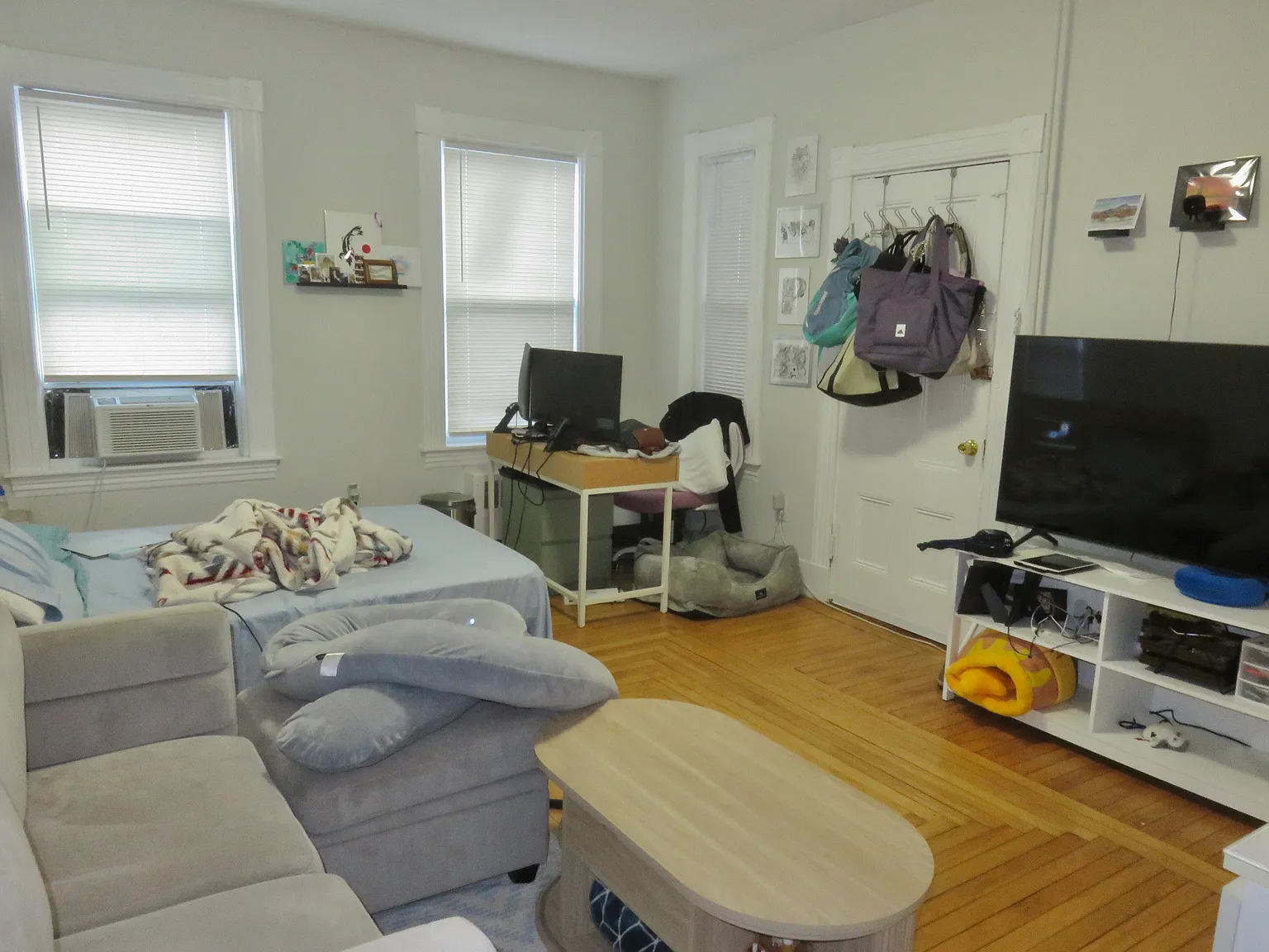 Studio, 450 sqft, $2,200 — Photo 4