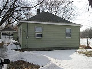 1st image of 1600 N 35th St