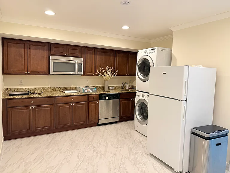 24854 Myers Glen Pl — Photo 35