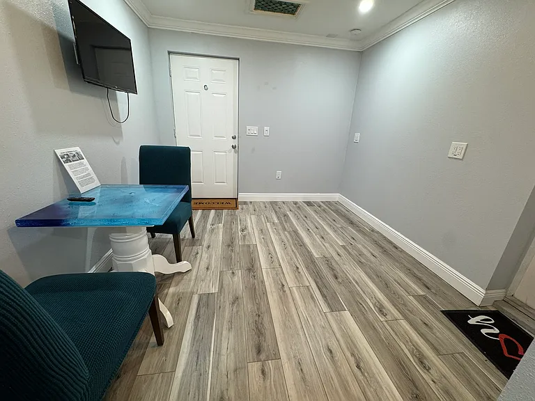 526 W Winter Park St — Photo 3