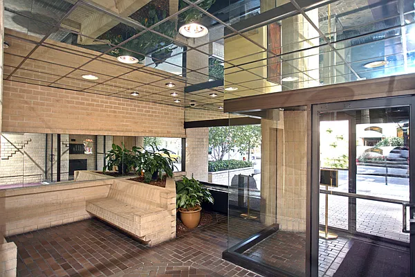 Rented by Manhattan Skyline | media 7