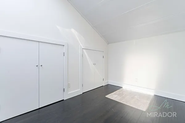 Rented by Mirador Real Estate | media 23