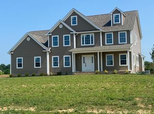 1 Nicole Ct, Hamilton, NJ 08620