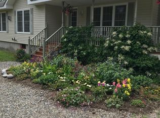 4 Richtown Rd, Bernard, ME 04612