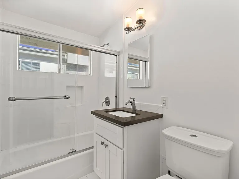 3427 Caroline Ave #4 — Photo 5