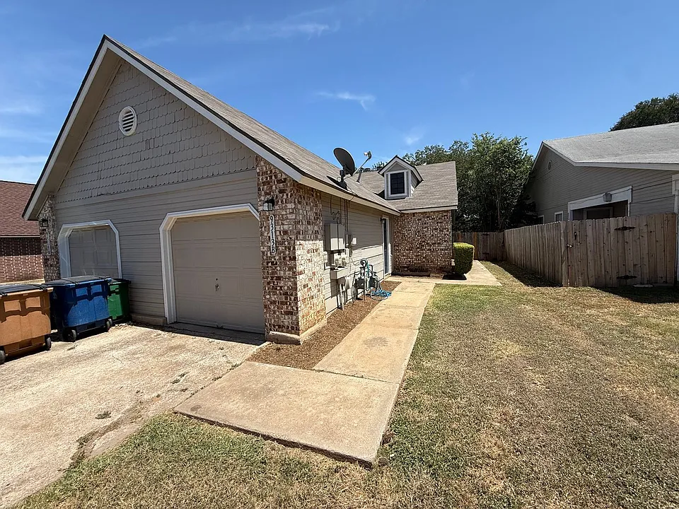 9313 Kempler Dr