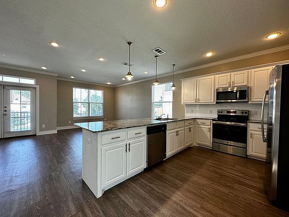 2nd image of 2107-2117 S 11th St #4B-4Ba