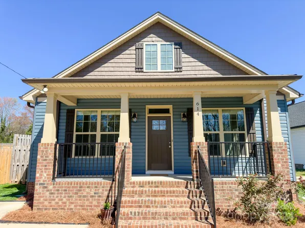 614 Lakeview Dr, Lowell, NC 28098