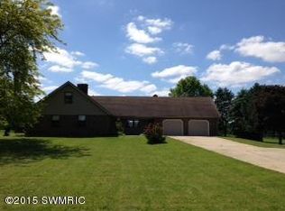 170 W Rockey Weed Rd, Stevensville, MI 49127