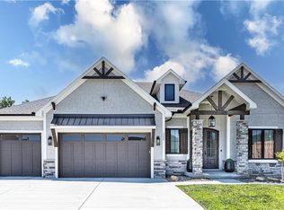 2125 NW Obrien Rd, Lees Summit, MO 64081