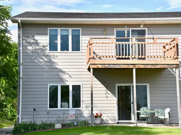 930 W Pleasant Dr, Pierre, SD 57501