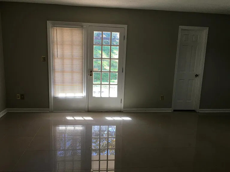 4610 Lawndale Dr #C — Photo 2