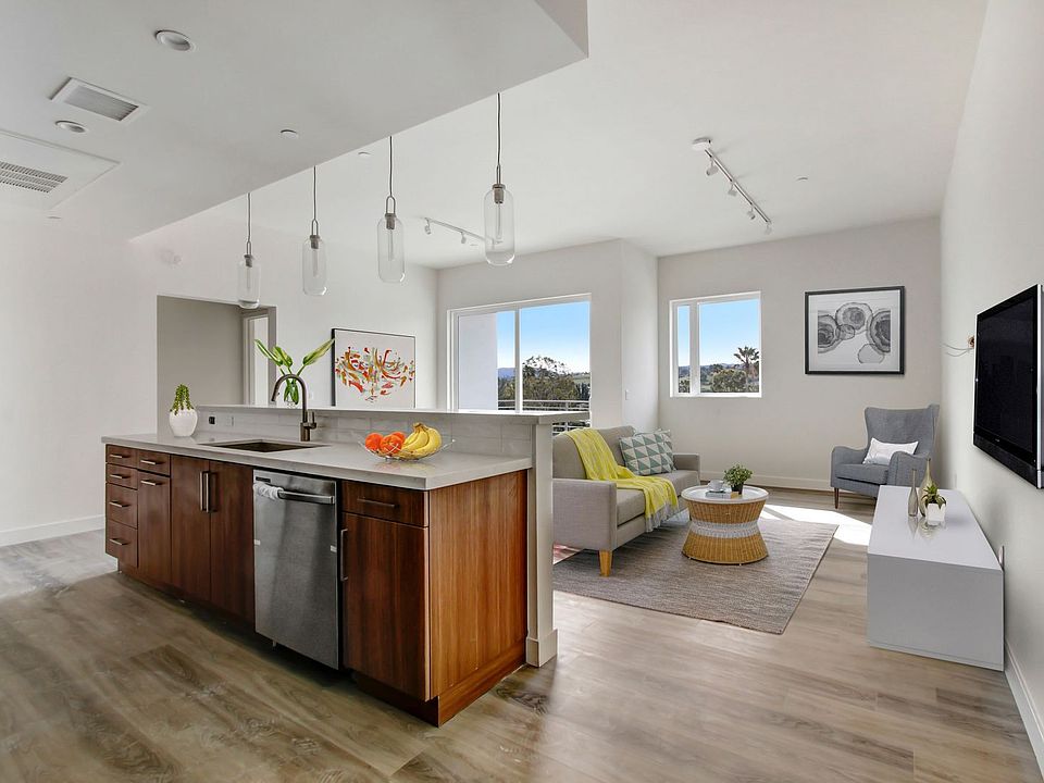1st image of 20944 W Vanowen St #307