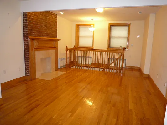 Rented by New Yorker Realty | media 11