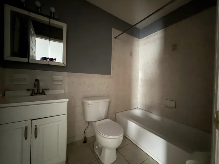 94 Winfield Ave #1 — photo 7 of 7