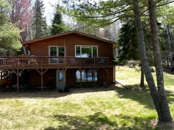 8519 Peterson Rd, Cook, MN 55723