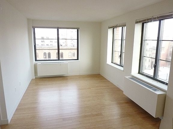 3rd image of 15 Dunham Pl APT 11C
