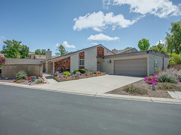 2nd image of 3088 Saffron Cir