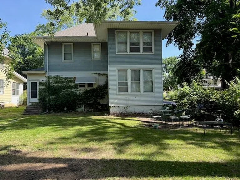 1600 W Callender Ave — Photo 22