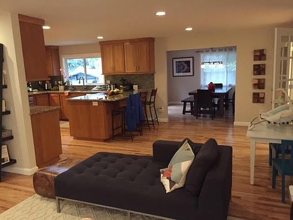 Open feel to dining room