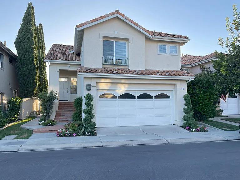 77 San Raphael — Photo 2