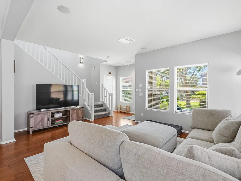 1072 S Cheshire Ln — Photo 34