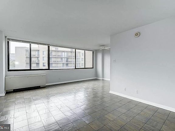 2nd image of 2201 L St NW APT 812