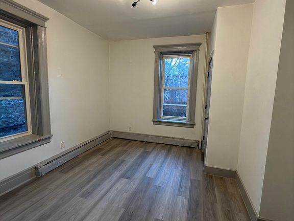3rd image of 83 Bostwick Ave #1L