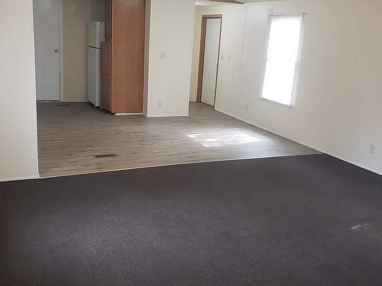 12354 S Westminster Rd — Photo 2