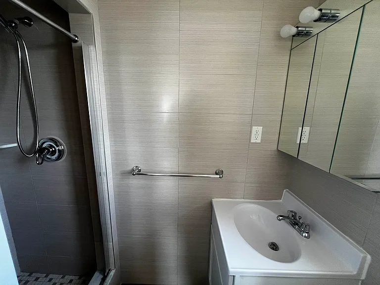143-40 41st Ave #6B — Photo 10
