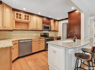 78 Heritage Village #B, Southbury, CT