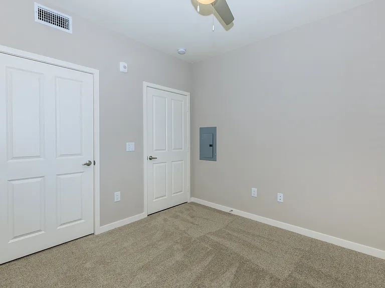 Los Alamitos Luxury Apartments — Photo 60