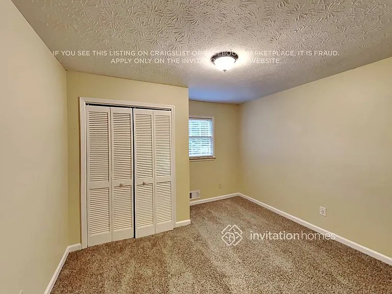 133 Fox Ridge Ct — Photo 12