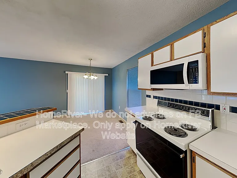 3522 S Mount Vernon St #4 — Photo 1